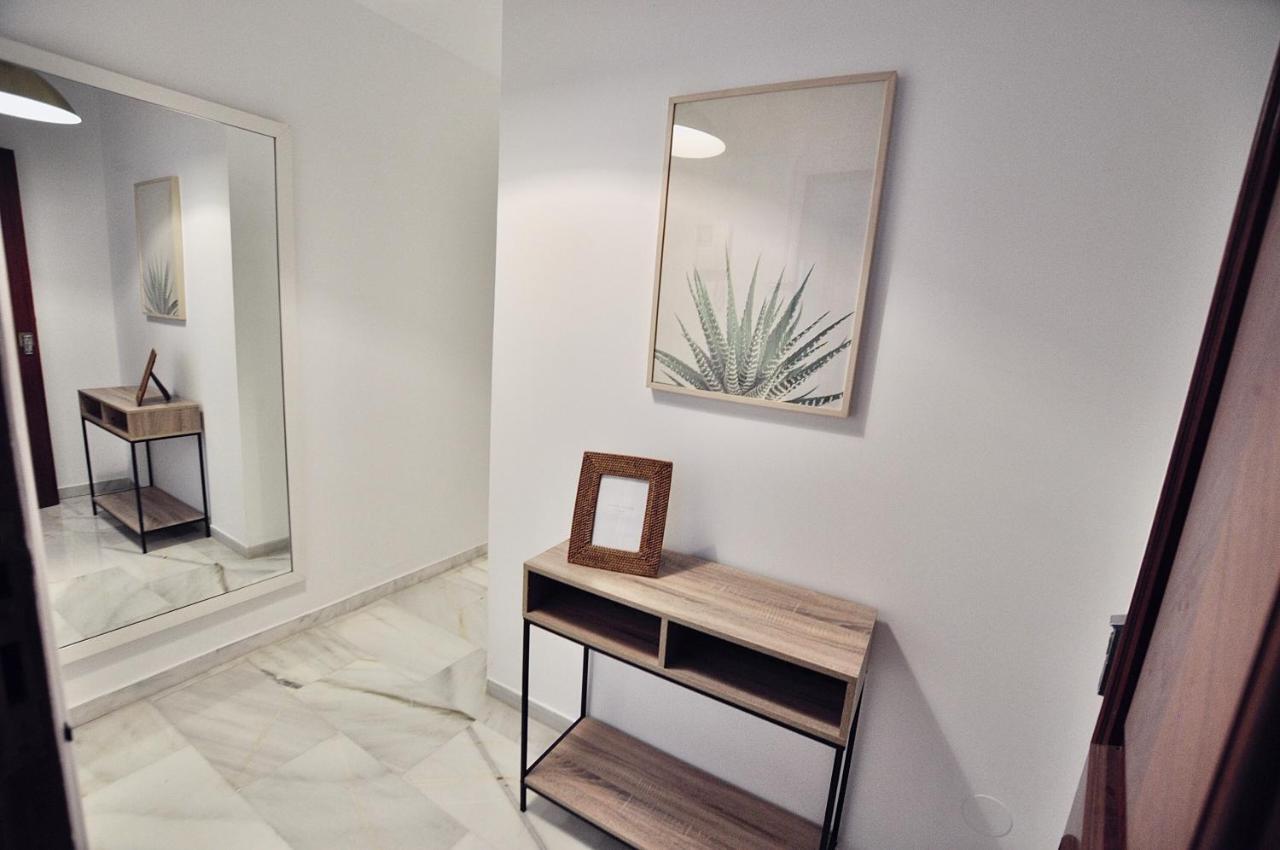 Luminoso Y Coqueto Apartamento Con Jardin Malaga Exterior photo